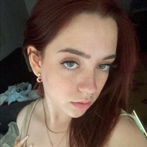 Meet your Posher, Gina